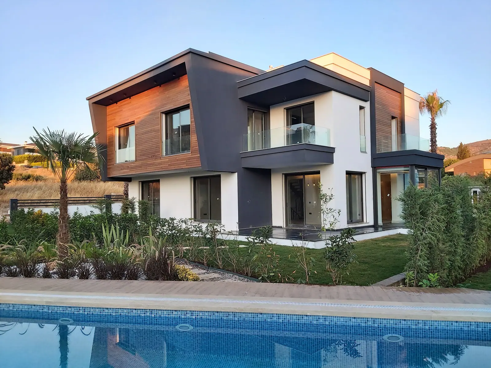 MaxLife Sarmaşık Konakları